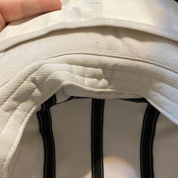 Madhappy x Columbia Edition Bugaboo Interchange Cap hat NEW Grey white - Picture 11 of 12